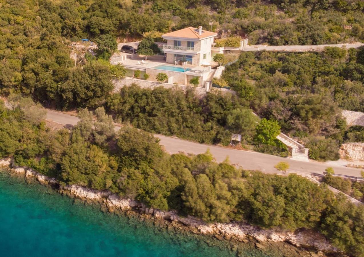 Meganisi Blue Apartment Spartokhorion Exterior photo